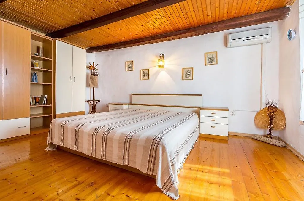 Holiday Home Regi Medulin 0*,  Kroatië